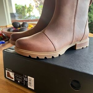 Sorel NIB Emilie III Women’s Zip Bootie 8.5 in Velvet Tan